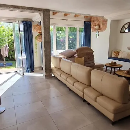 Maison Proche De La *