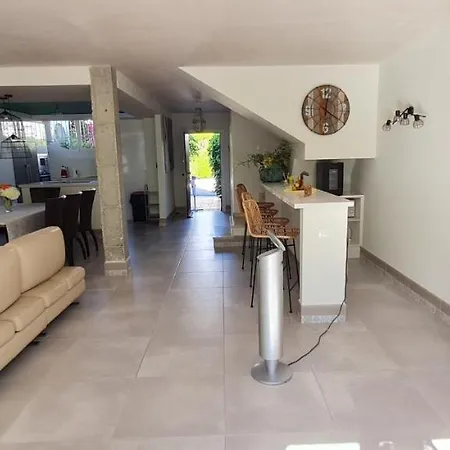 Maison Proche De La بيت للعطل ماربيا