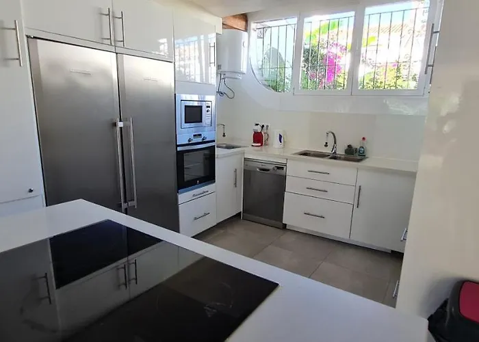 Maison Proche De La *