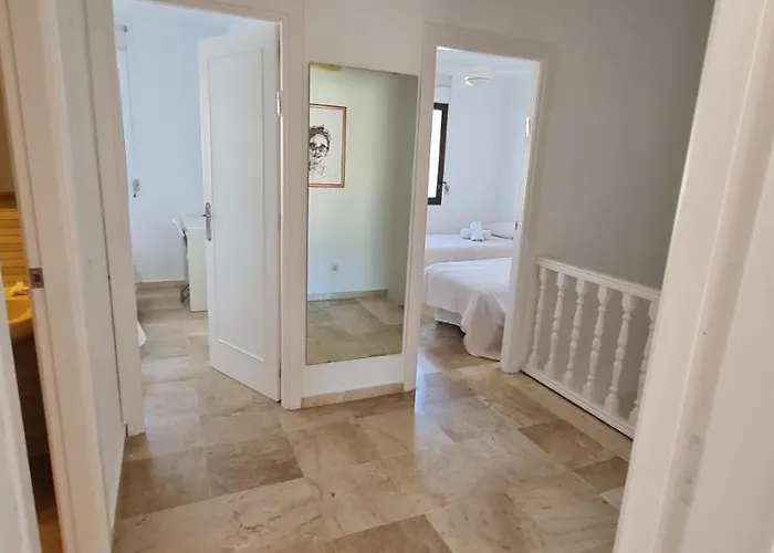 Maison Proche De La بيت للعطل